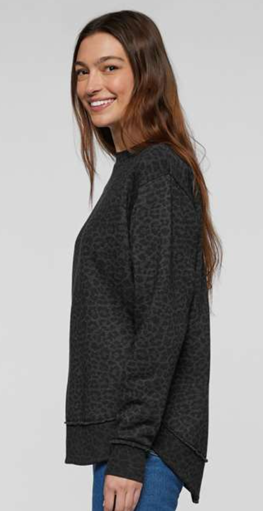 Weekend Fleece Crewneck in Black Leopard